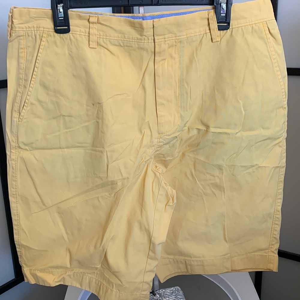 J.Crew Men's 100% Cotton Flat Front Yellow Shorts Size 36 X130
